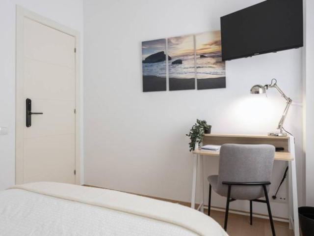 Shared Living/Roommate 4 Dormitorio Barcelona Barcelona ES104438182