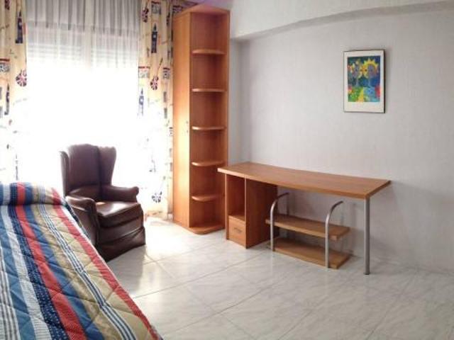 Shared Living/Roommate 4 Dormitorio Cordoba Cordoba ELS73736159