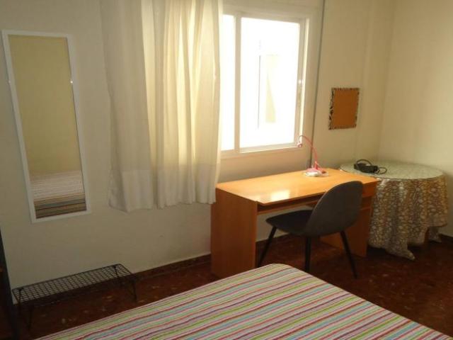 Shared Living/Roommate 4 Dormitorio Cordoba Cordoba ELS101805708