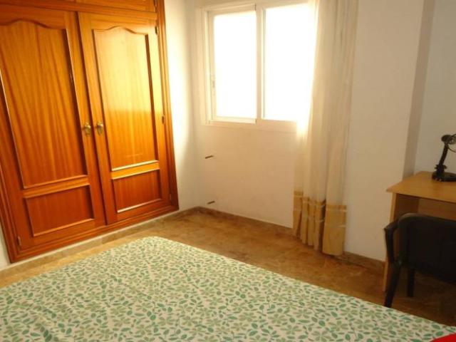 Shared Living/Roommate 4 Dormitorio Cordoba Cordoba ELS101847130