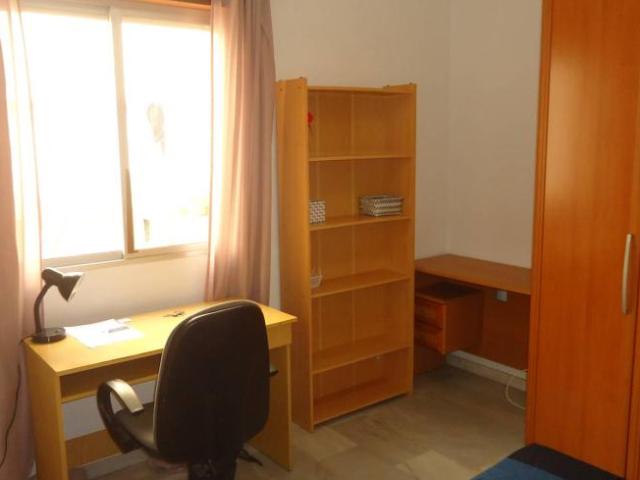 Shared Living/Roommate 4 Dormitorio Cordoba Cordoba ES101842825