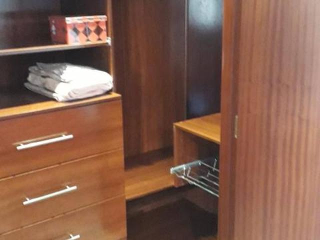 Shared Living/Roommate 4 Dormitorio Granada Granada ELS86809281