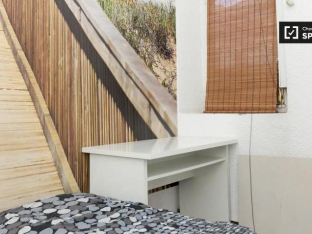 Shared Living/Roommate 4 Dormitorio Granada Granada ELS90908080