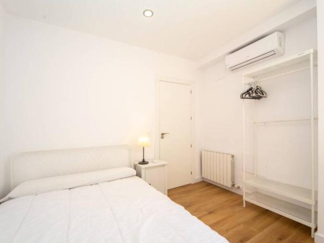Shared Living/Roommate 4 Dormitorio Granada Granada ELS101813702