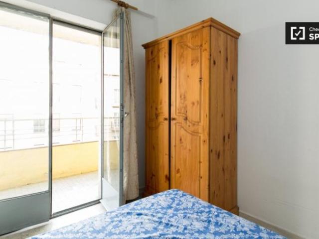 Shared Living/Roommate 4 Dormitorio Granada Granada ELS101824153