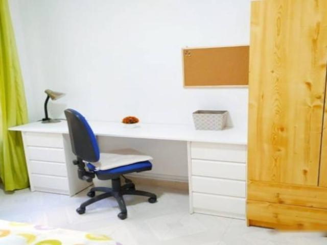 Shared Living/Roommate 4 Dormitorio Granada Granada ES101788707