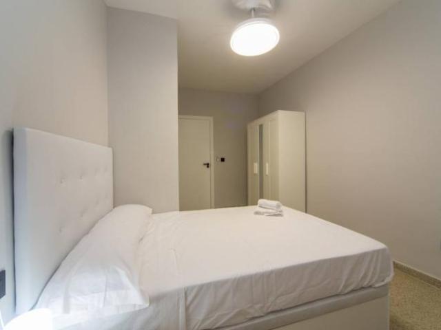 Shared Living/Roommate 4 Dormitorio Granada Granada ES104144529