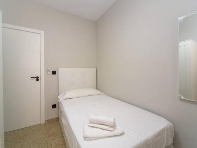Shared Living/Roommate 4 Dormitorio Granada Granada ES104144537