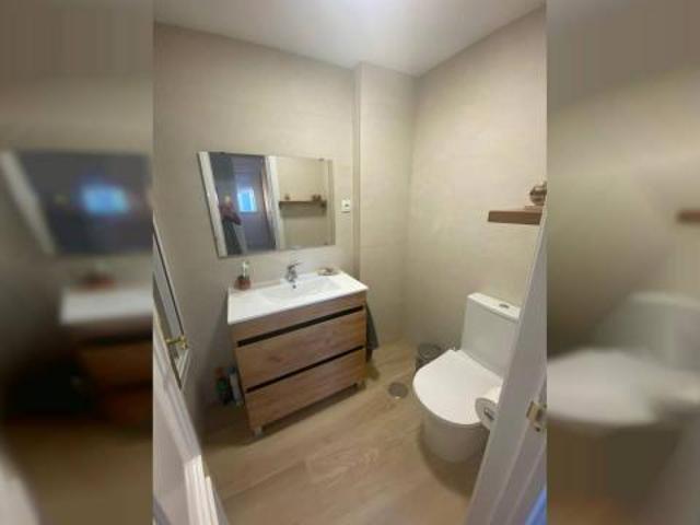 Shared Living/Roommate 4 Dormitorio Granada Granada ES55021909