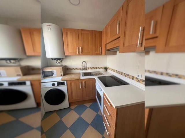 Shared Living/Roommate 4 Dormitorio Granada Granada ES95813152