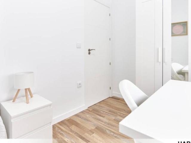Shared Living/Roommate 4 Dormitorio Seville Seville ELS93944367