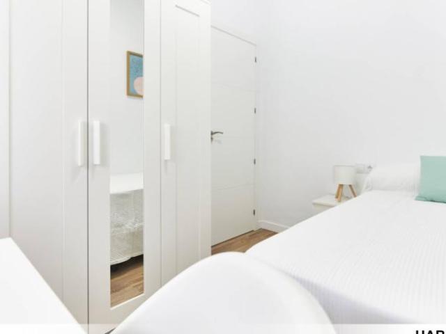 Shared Living/Roommate 4 Dormitorio Seville Seville ELS93944370