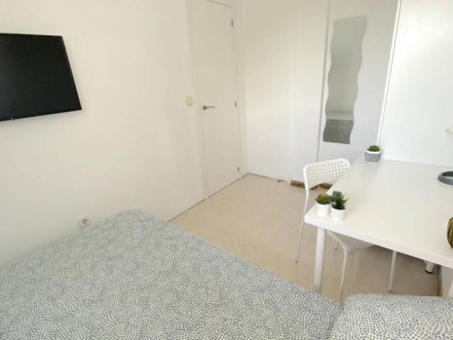 Shared Living/Roommate 4 Dormitorio Seville Seville ELS100813459