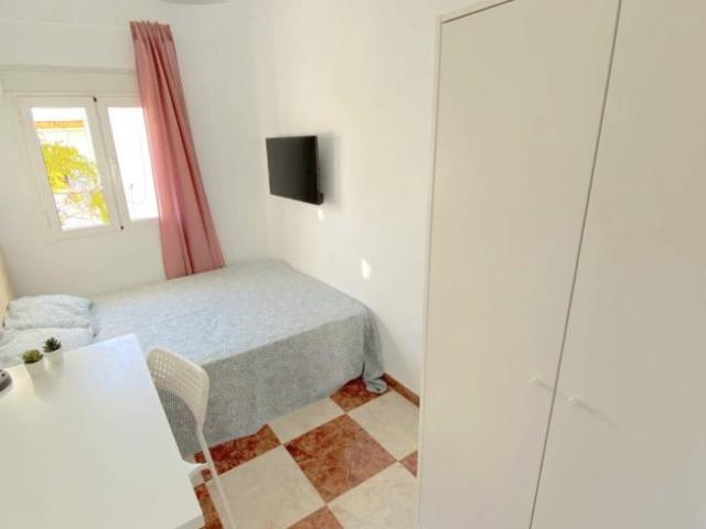 Shared Living/Roommate 4 Dormitorio Seville Seville ELS100813377