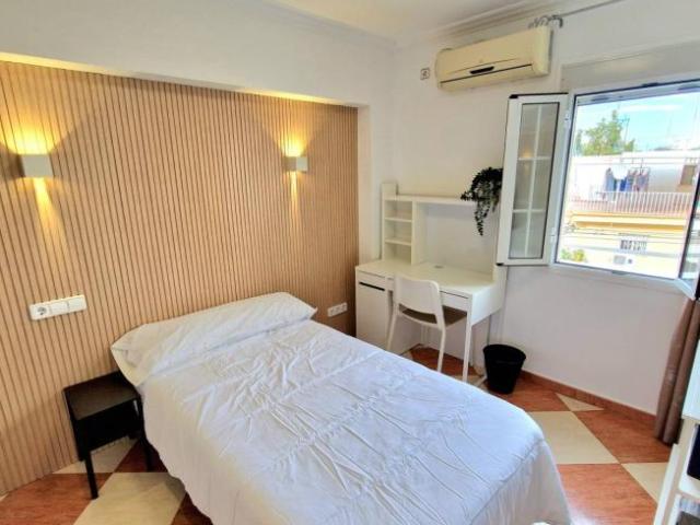 Shared Living/Roommate 4 Dormitorio Seville Seville ELS101794022