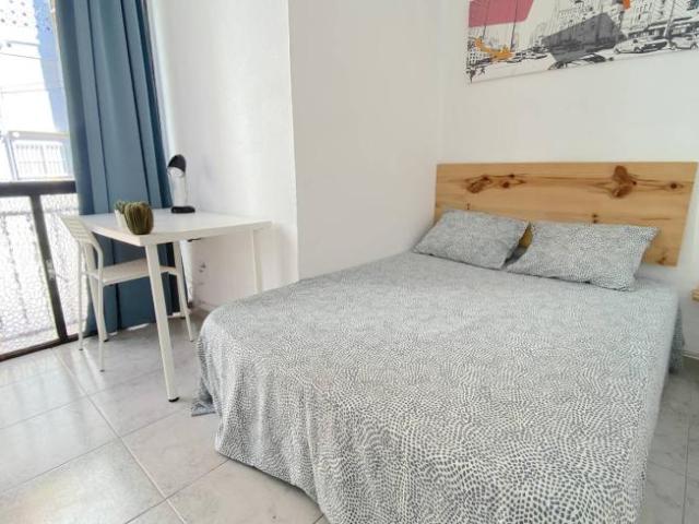 Shared Living/Roommate 4 Dormitorio Seville Seville ELS101020820