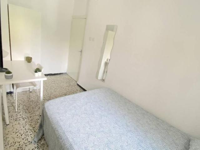 Shared Living/Roommate 4 Dormitorio Seville Seville ELS101021429