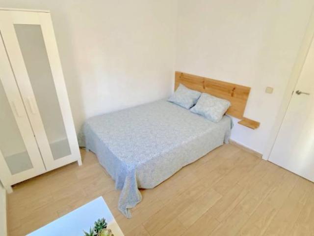 Shared Living/Roommate 4 Dormitorio Seville Seville ELS101021265
