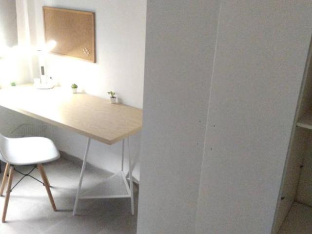 Shared Living/Roommate 4 Dormitorio Seville Seville ES100715690