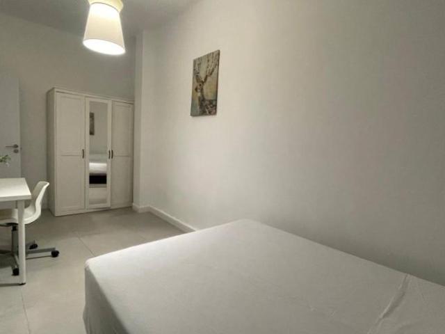 Shared Living/Roommate 4 Dormitorio Seville Seville ES101840433
