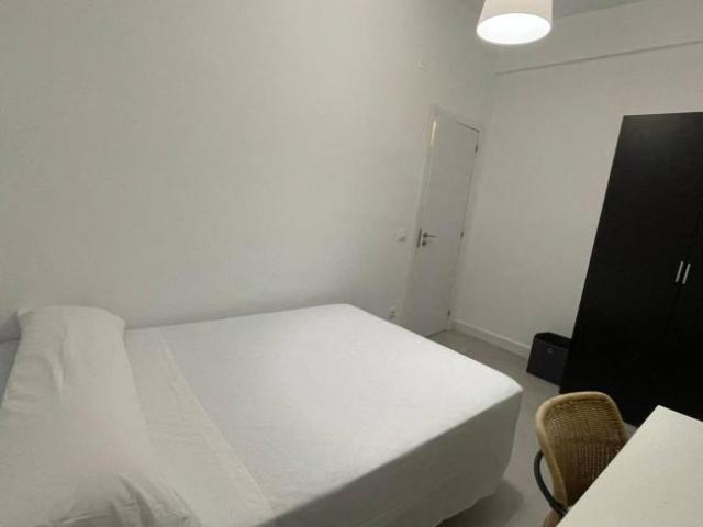 Shared Living/Roommate 4 Dormitorio Seville Seville ES101845186
