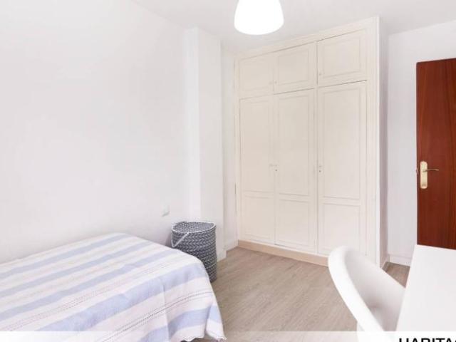 Shared Living/Roommate 4 Dormitorio Seville Seville ES101816569