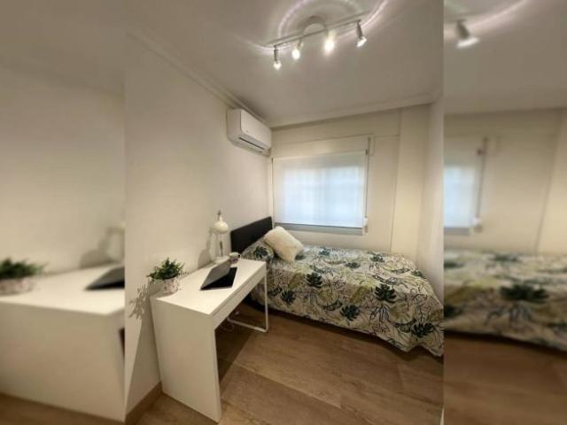 Shared Living/Roommate 4 Dormitorio Seville Seville ES101818213