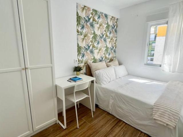 Shared Living/Roommate 4 Dormitorio Seville Seville ES102718204