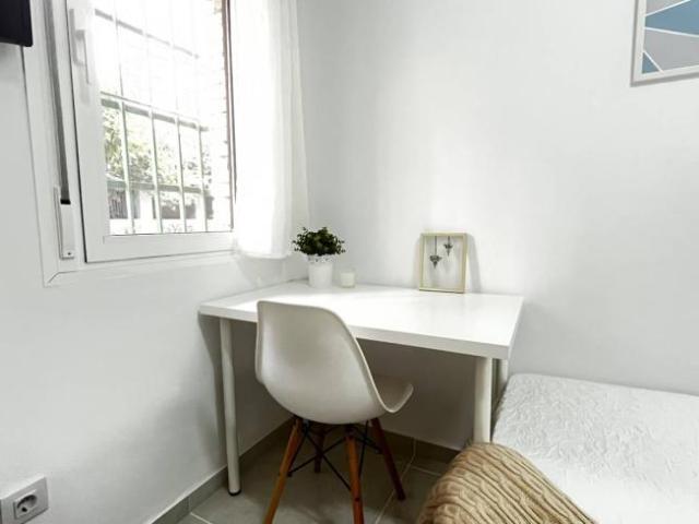 Shared Living/Roommate 4 Dormitorio Seville Seville ES103181710