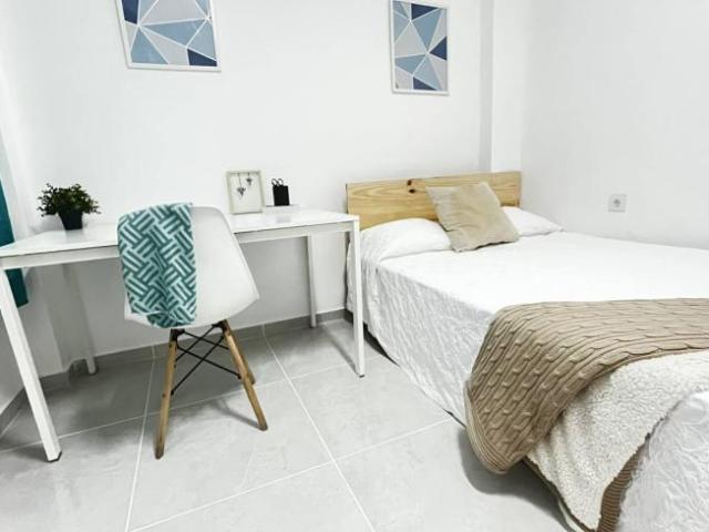 Shared Living/Roommate 4 Dormitorio Seville Seville ES103181714