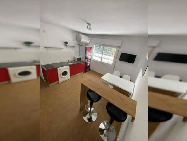 Shared Living/Roommate 4 Dormitorio Seville Seville ES103217890