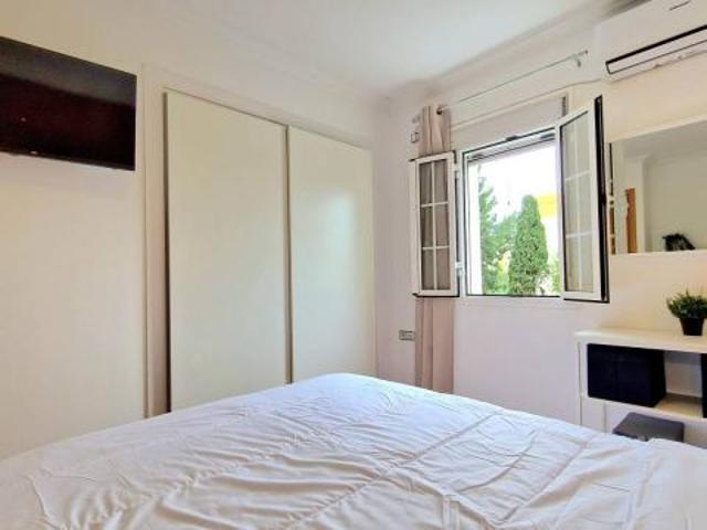 Shared Living/Roommate 4 Dormitorio Seville Seville ES88358234