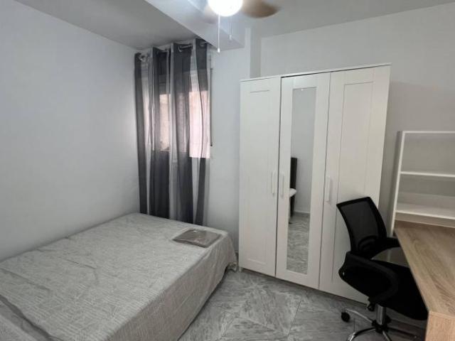 Shared Living/Roommate 4 Dormitorio Valencia Valencia ELS92628555