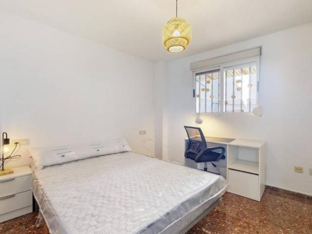 Shared Living/Roommate 4 Dormitorio Valencia Valencia ES104845712