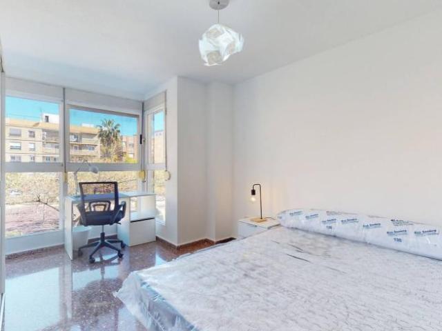 Shared Living/Roommate 4 Dormitorio Valencia Valencia ES104845723