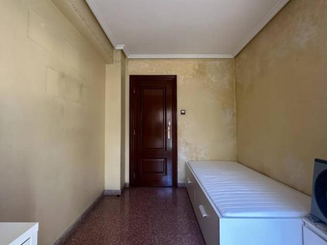 Shared Living/Roommate 4 Dormitorio Valencia Valencia ES101732403