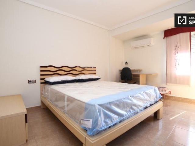 Shared Living/Roommate 4 Dormitorio Valencia Valencia ES101819491