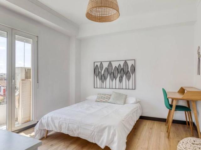 Shared Living/Roommate 4 Dormitorio Valencia Valencia ES101813218