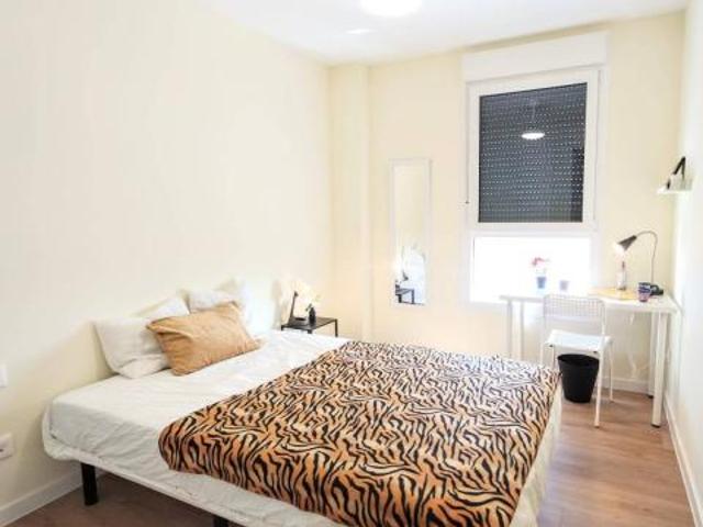 Shared Living/Roommate 4 Dormitorio Valencia Valencia ES81585861