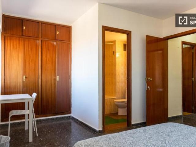 Shared Living/Roommate 4 Dormitorio Valencia Valencia ES91328776