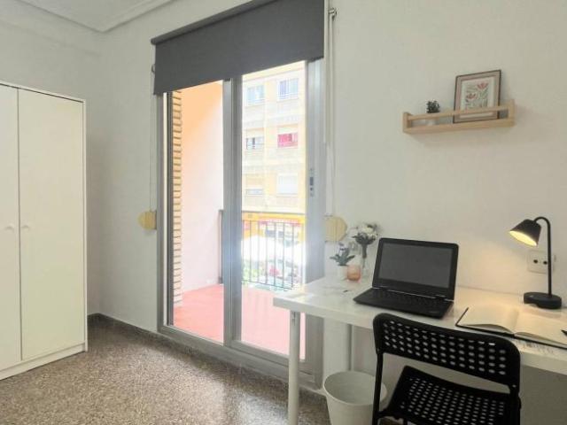 Shared Living/Roommate 4 Dormitorio Valencia Valencia ES93359212