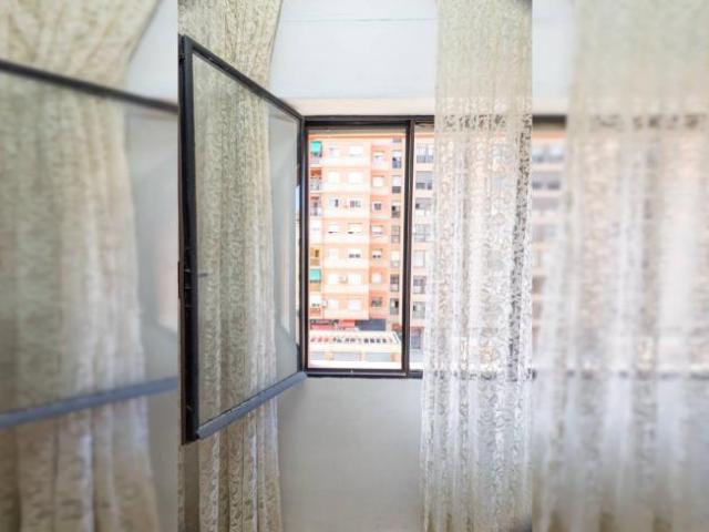 Shared Living/Roommate 4 Dormitorio Valencia Valencia ES98057830