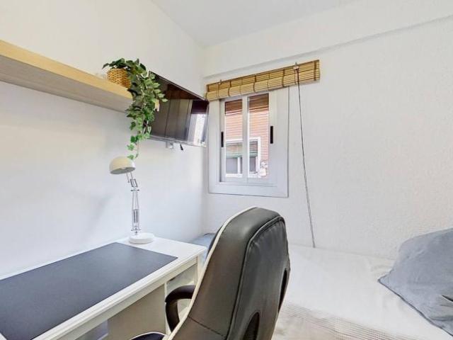Shared Living/Roommate 4 Dormitorio Zaragoza Zaragoza ES104845826