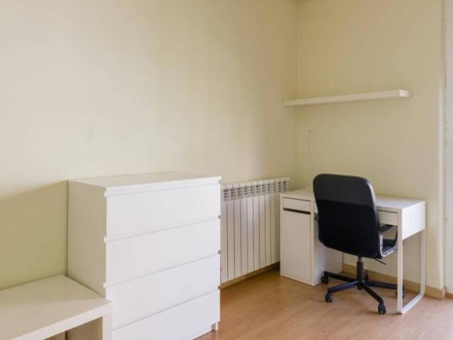 Shared Living/Roommate 4 Dormitorio Zaragoza Zaragoza ES101993876