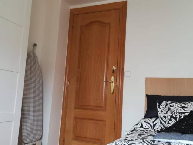 Shared Living/Roommate 4 Dormitorio Zaragoza Zaragoza ES103414469
