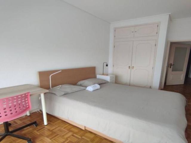 shared living/roommate 4 quarto, Porto Porto 4050 383 ES92877011