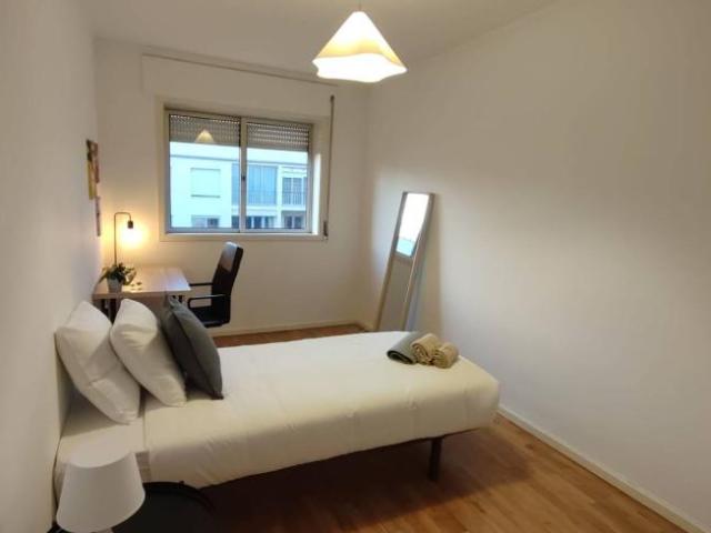 shared living/roommate 4 quarto, porto porto 4150 081 DLS100945929