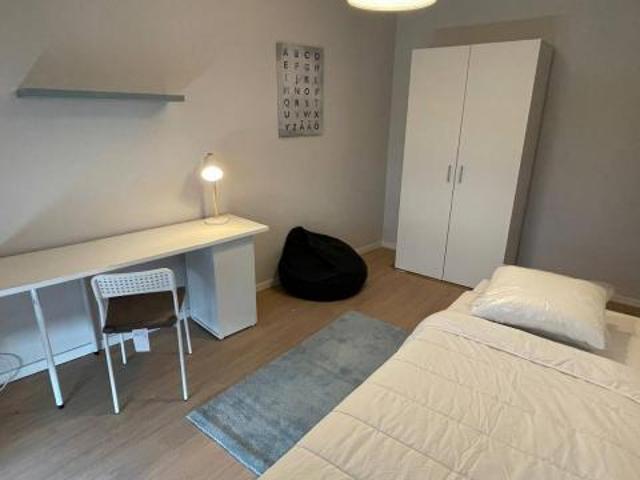 shared living/roommate 4 quarto, Porto Porto 4425 617 ES87317526