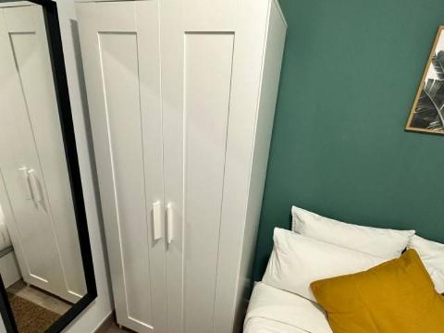Shared Living/Roommate 5 Dormitorio Madrid Madrid ES72898812