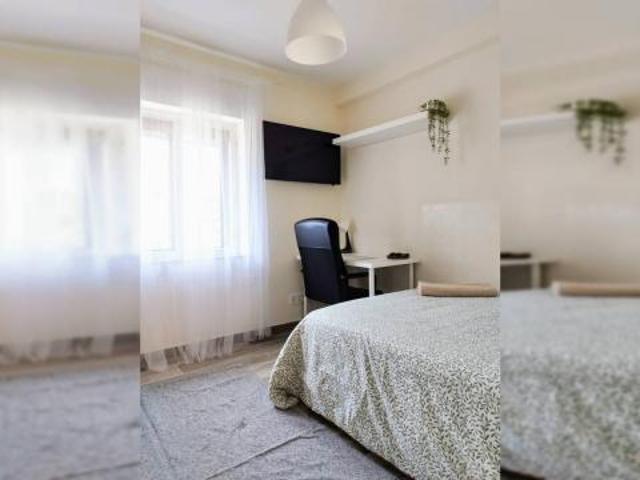 Shared Living/Roommate 5 Dormitorio Madrid Madrid ES74563291